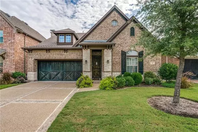 417 Crown Of Gold Drive, Lewisville, TX 75056