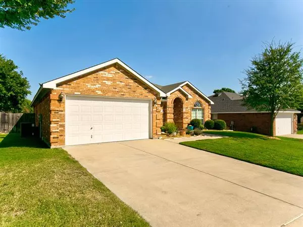 Benbrook, TX 76126,1169 Briar Creek Drive