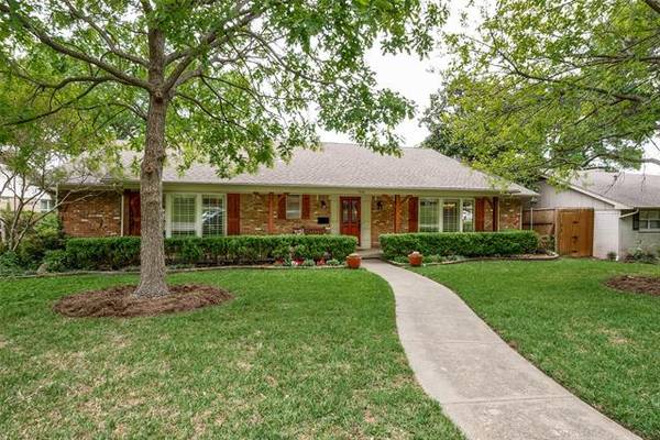 9524 Crestedge Drive, Dallas, TX 75238