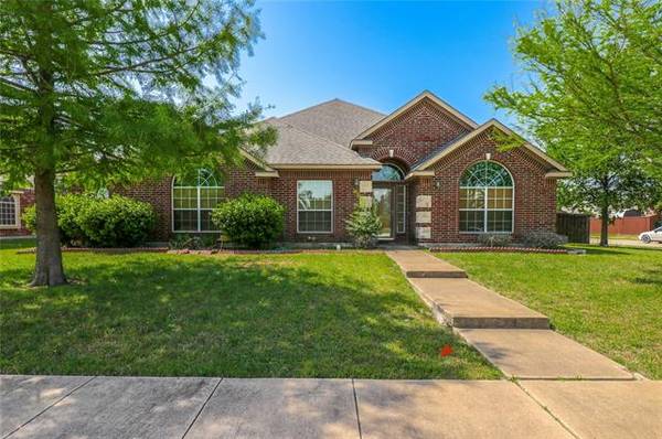 1212 Parkview Trail, Glenn Heights, TX 75154