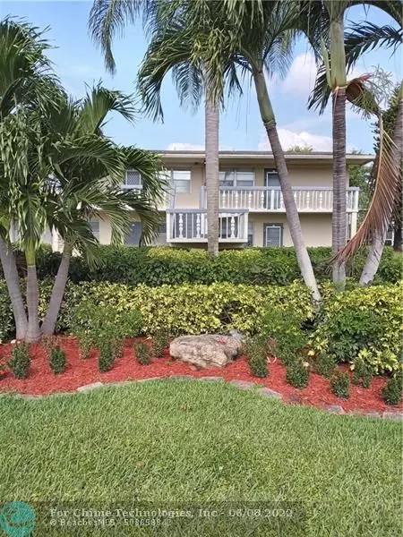 Deerfield Beach, FL 33442,359 Oakridge T  #359