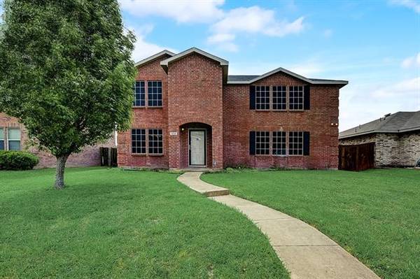 1026 Graystone Drive, Lancaster, TX 75134