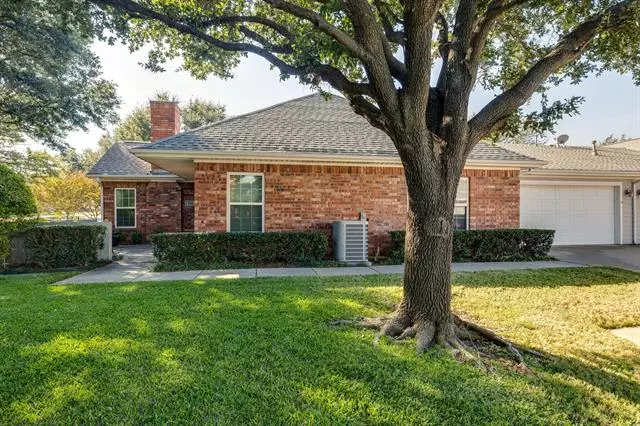 5243 Welden Court, Fort Worth, TX 76132