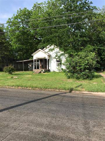 902 S Montgomery Street,  Sherman,  TX 75090