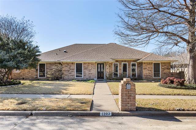 1302 Stonewood Drive, Carrollton, TX 75006