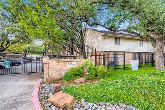 6646 E Lovers Lane #1502, Dallas, TX 75214