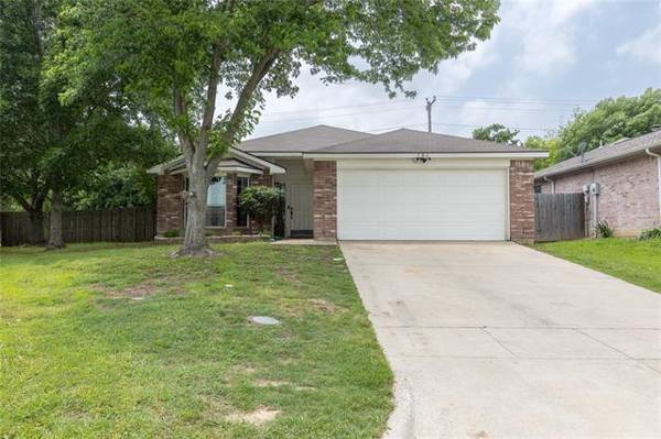 106 Hamilton Drive, Terrell, TX 75160