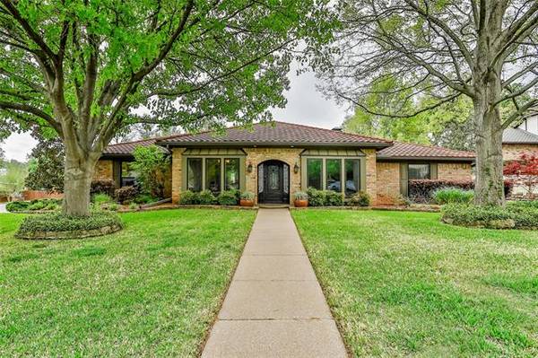 413 Falcon Court, Colleyville, TX 76034