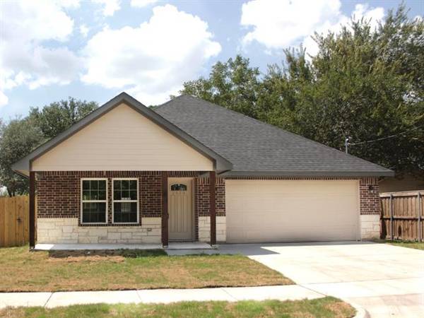 2528 Wills Point Court, Fort Worth, TX 76105