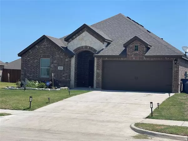 1503 Shoreline Drive, Waxahachie, TX 75165