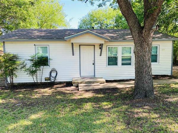 624 N Stewart Street, Azle, TX 76020