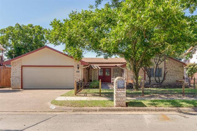 3104 Teakwood Drive, Bedford, TX 76021