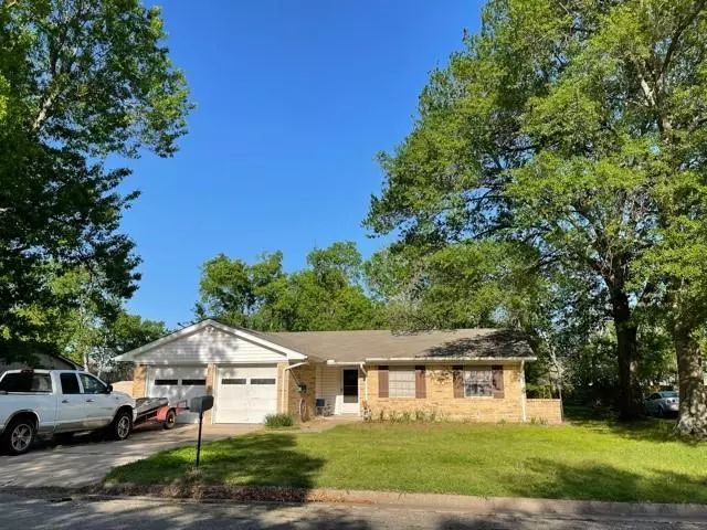 2618 Washington Street, Commerce, TX 75428