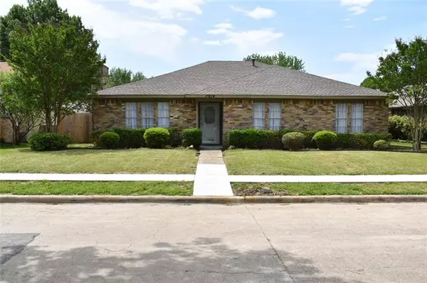 7614 Swiss Way, Rowlett, TX 75089