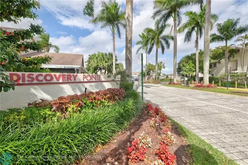 1926 Discovery Cir E, Deerfield Beach, FL 33442