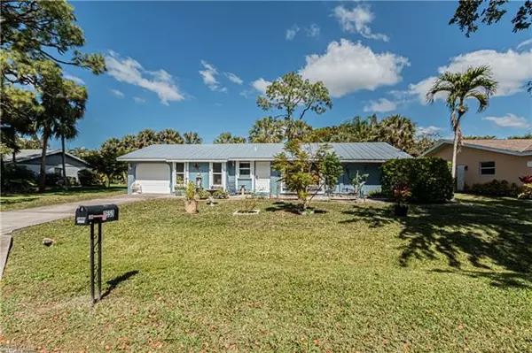 Naples, FL 34104,2553 Outrigger LN