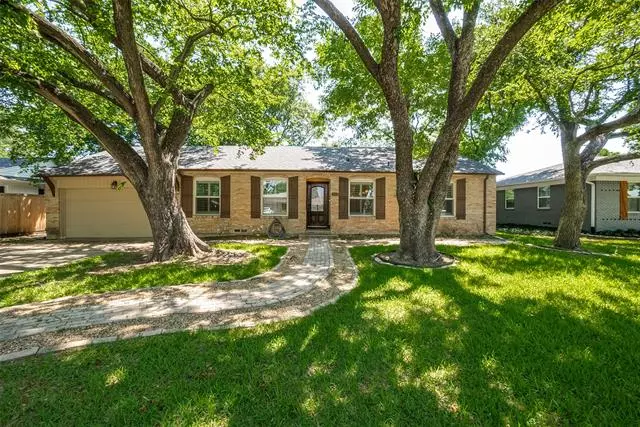 Dallas, TX 75229,10810 Beauty Lane