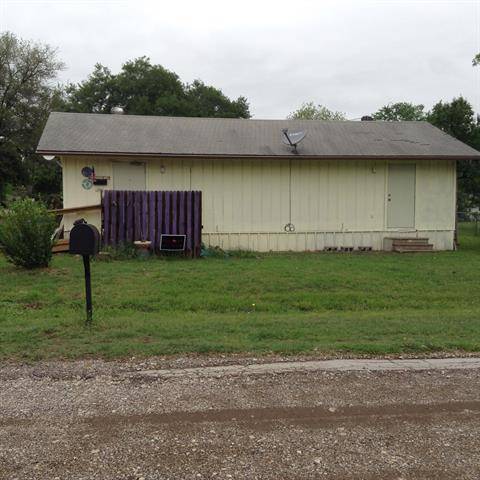 301 NE 5th Street, Hubbard, TX 76648