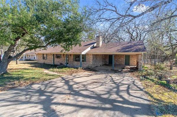 128 Lakeshore Drive,  Fairfield,  TX 75840