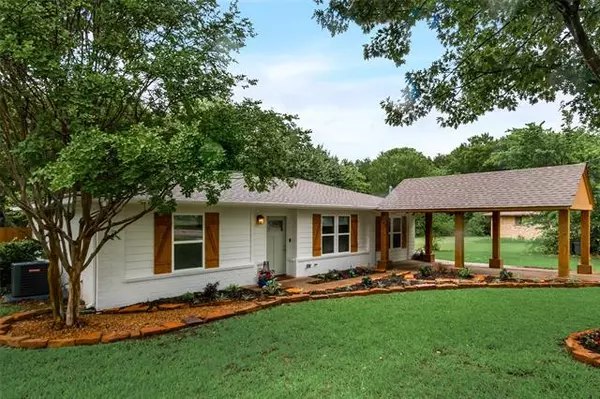 Shady Shores, TX 76208,326 Oakwood Circle