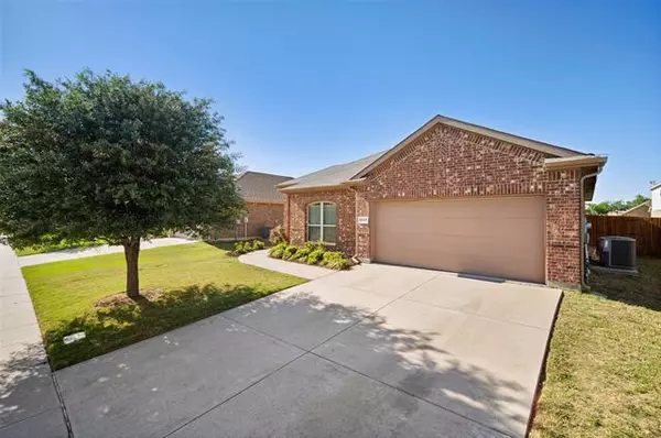 Krum, TX 76249,5117 Meadow Lane