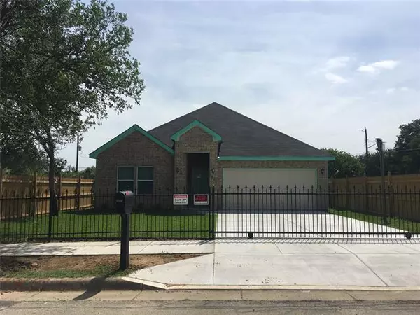 1825 Effie Street, Fort Worth, TX 76105