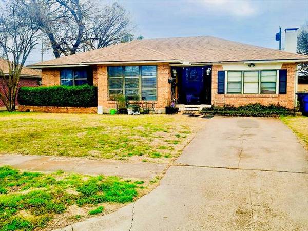 132 Aspen Street, Lancaster, TX 75134