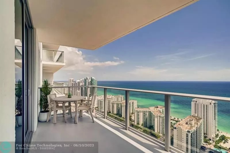 Hollywood, FL 33019,4010 S Ocean Dr  #3709