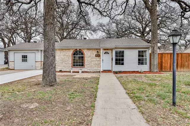 2114 Kings Avenue, Haltom City, TX 76117