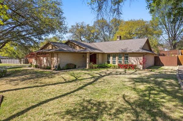 3121 Eagle Drive, Mount Pleasant, TX 75455