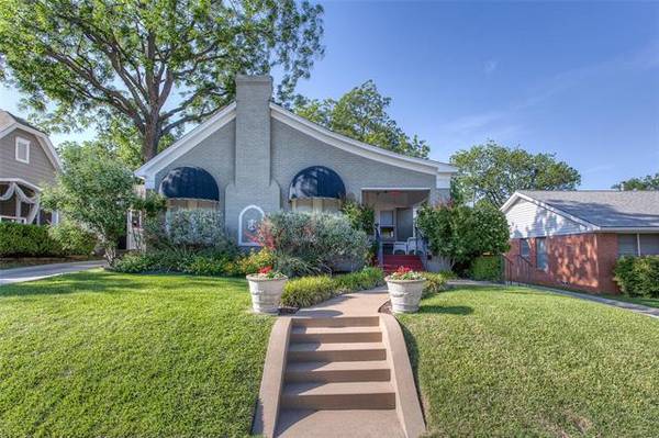 4016 Pershing Avenue, Fort Worth, TX 76107