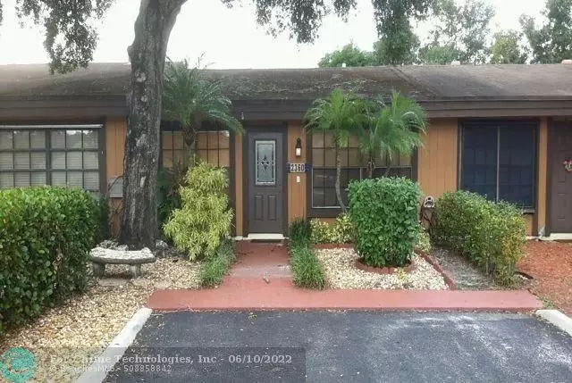 Pembroke Pines, FL 33026,2360 Pine Needle Ct