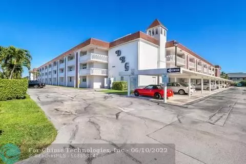 400 SE 10th St  #112, Deerfield Beach, FL 33441