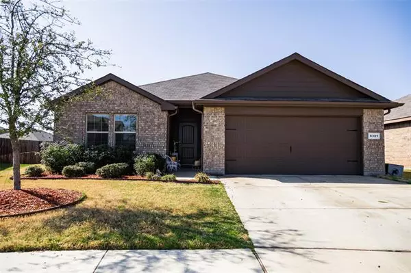 6301 Seagull Lane, Fort Worth, TX 76179