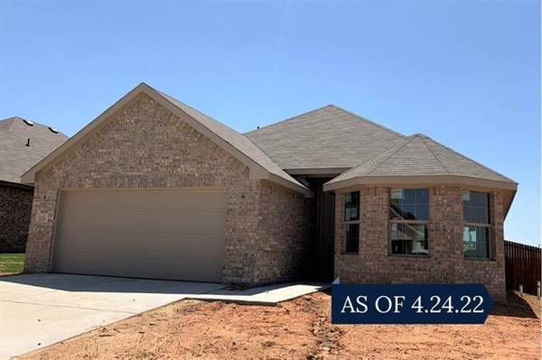 121 Jazlyn Drive, Keene, TX 76059