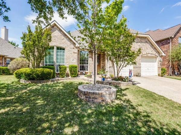 8371 Thatcher Road, Lantana, TX 76226