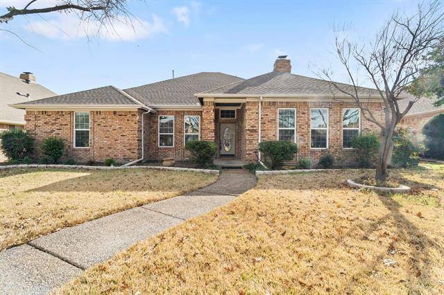 2562 Honeysuckle Drive, Richardson, TX 75082