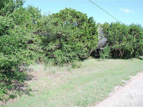 25061 Woodmont Drive, Whitney, TX 76692