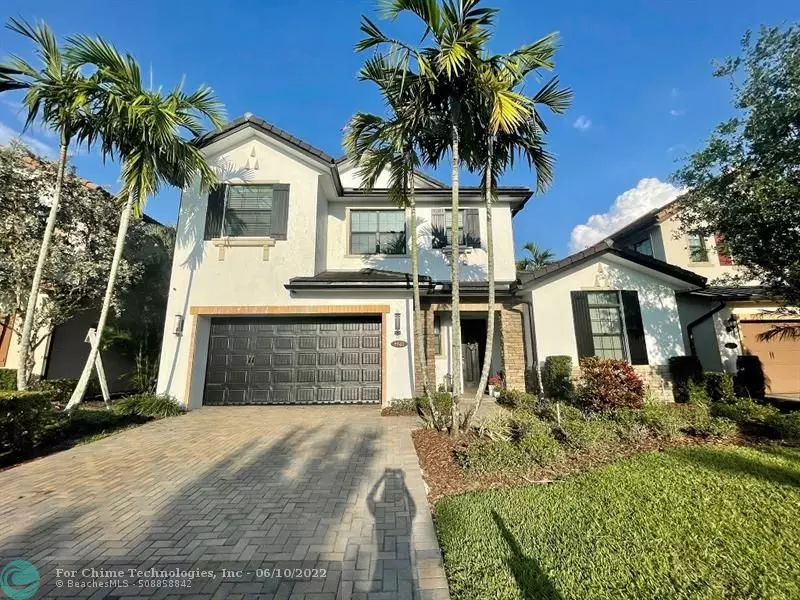 Parkland, FL 33076,8940 W Watercrest Cir