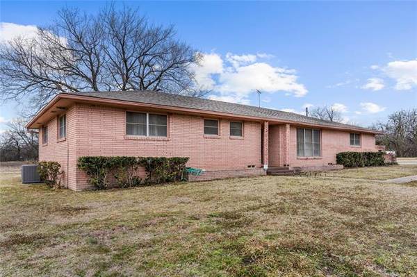 160 State Highway 50, Ladonia, TX 75449