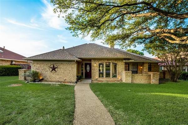 1507 Sugar Creek Drive, Carrollton, TX 75007