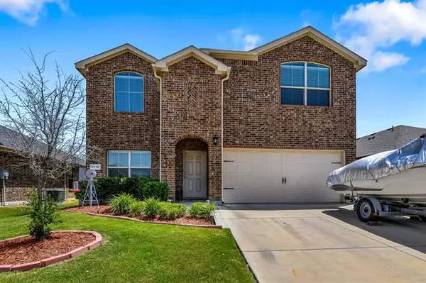 1712 Kings Glen Lane, Fort Worth, TX 76140