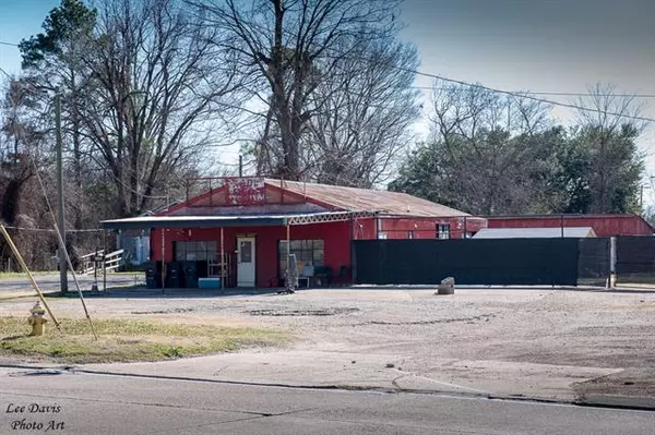 2102 Barksdale Boulevard, Bossier City, LA 71112