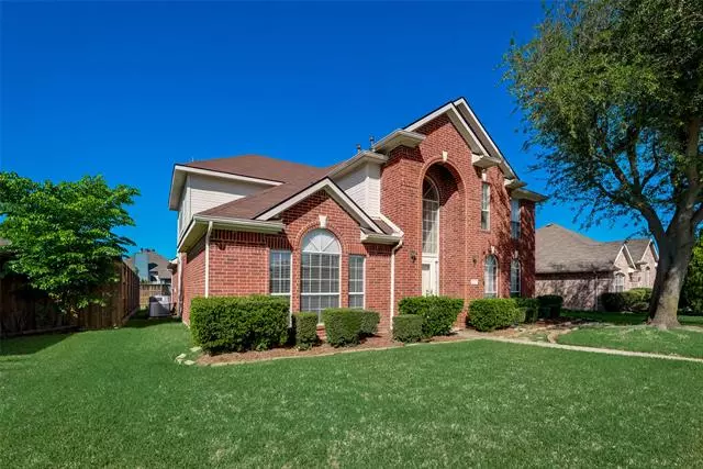 2817 Creek Valley Drive, Garland, TX 75040