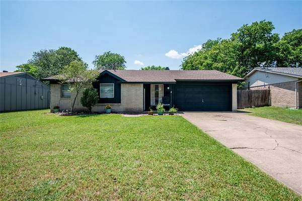 209 Wake Drive, Richardson, TX 75081