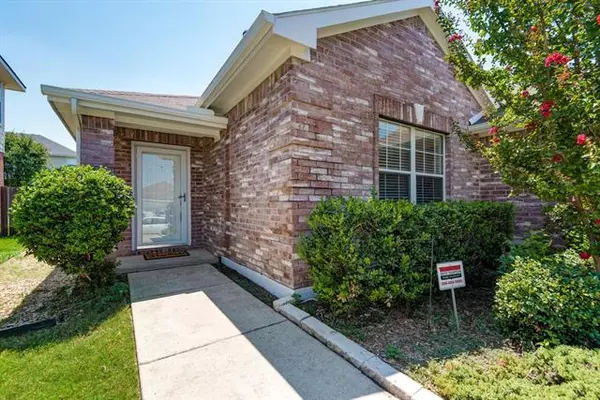 3520 Cripple Creek Trail, Fort Worth, TX 76262