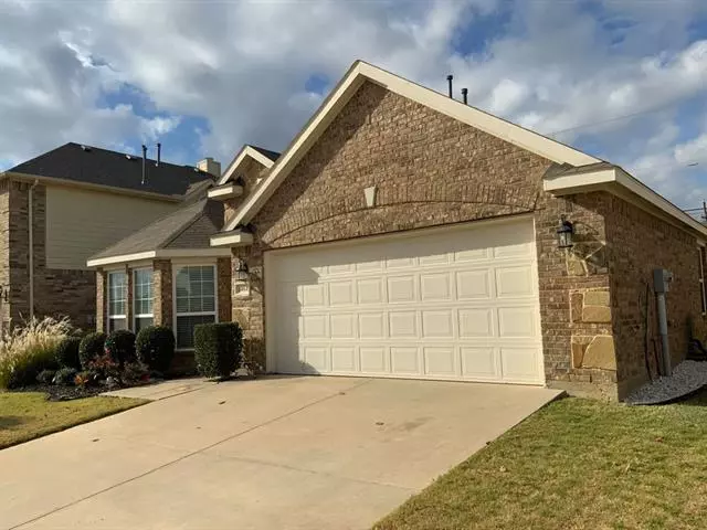 1464 Ashby Drive, Lewisville, TX 75067