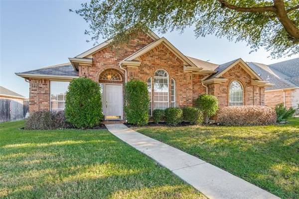 1117 Pleasant Oaks Drive, Lewisville, TX 75067