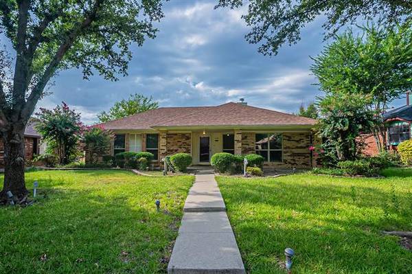 1538 Summerwind Lane, Lewisville, TX 75077