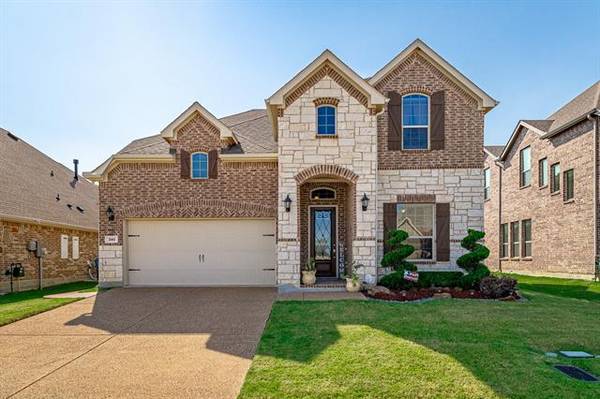 340 Prairie Ridge Lane, Lewisville, TX 75056